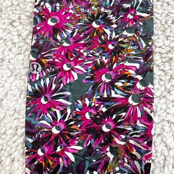 Lululemon Base Pace High Rise Floral Tight Legging Pink Purple 8 FLAW - Picture 8 of 14